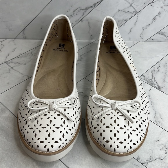 NWT White Mountain Womens Delgado Slip on Comfort Shoes SIZE 9.5M - Picture 3 of 9